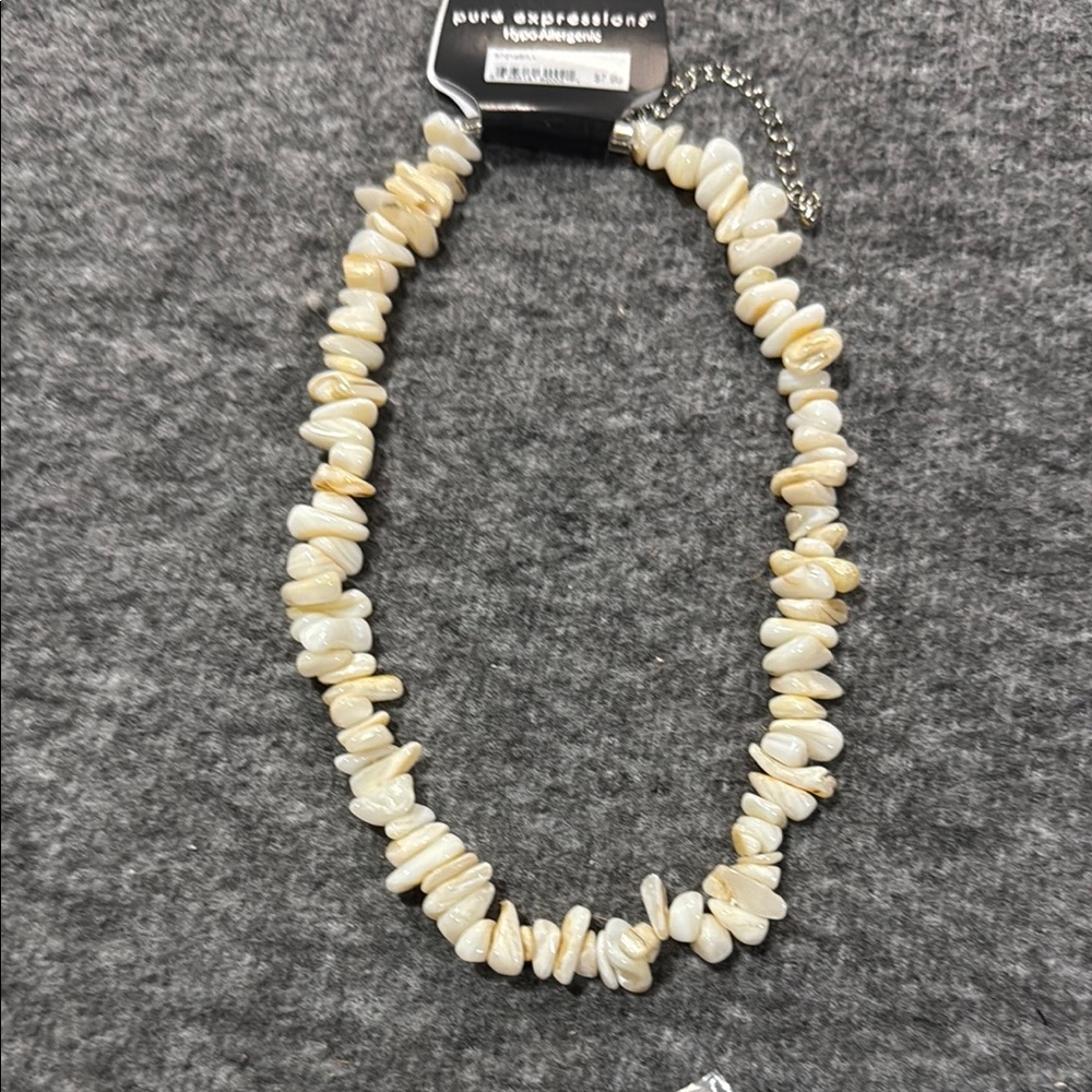 Expressions Cream Shell Necklace